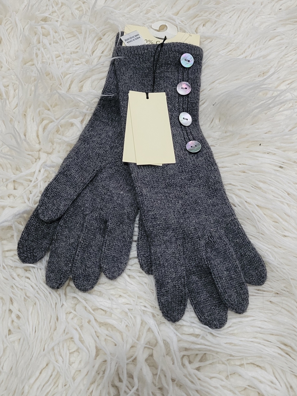 Max studio  Gloves with Button Detail